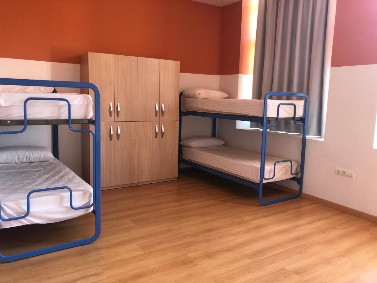 Tres Estrellas Cami De Sirga מקיננסה מראה חיצוני תמונה